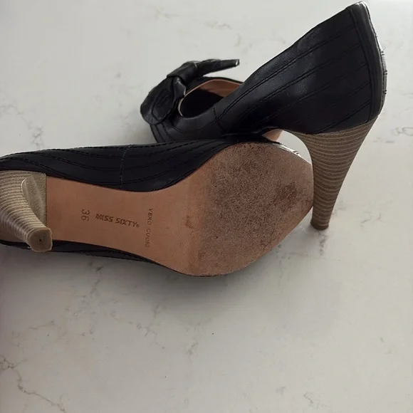 Open toe Heels - Picture 5 of 5